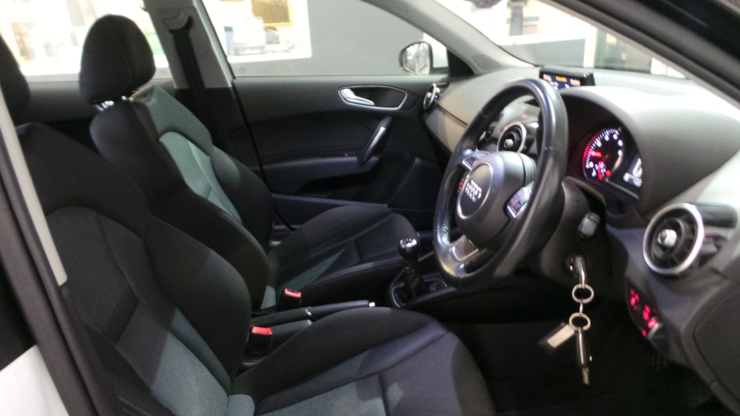 Used Audi A1 2015 for sale - 77274808: Photo 25