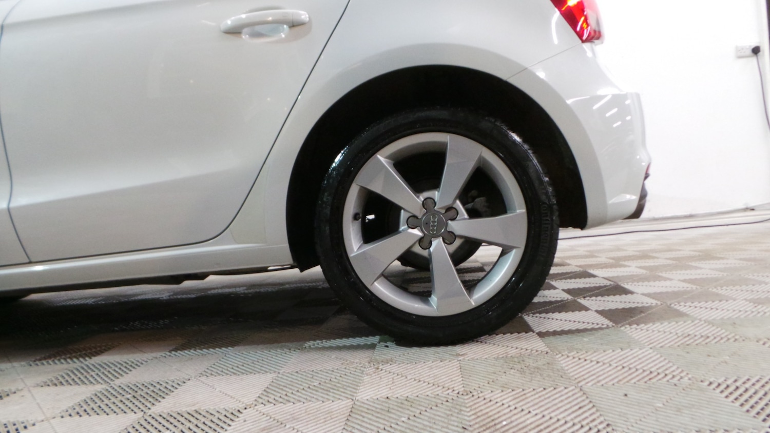 Used Audi A1 2015 for sale - 77274808: Photo 7