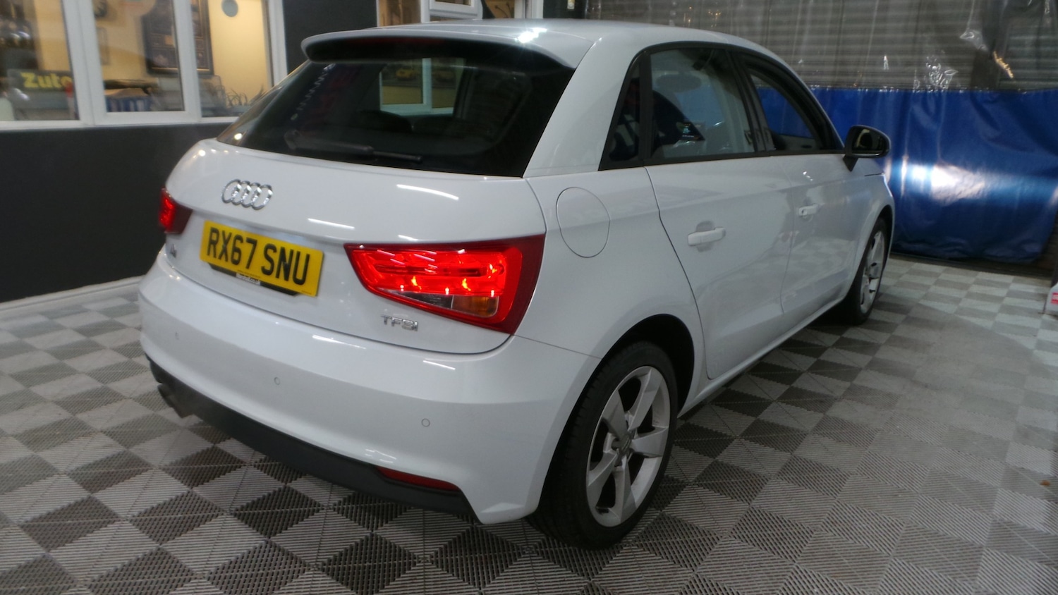 Used Audi A1 2017 for sale - 76615873: Photo 11