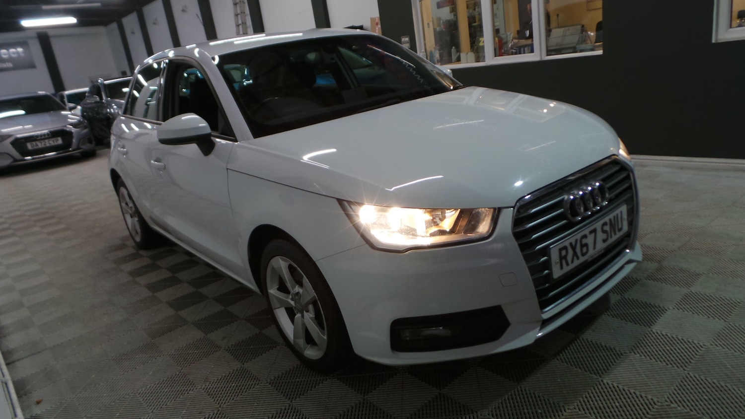 Used Audi A1 2017 for sale - 76615873: Photo 25