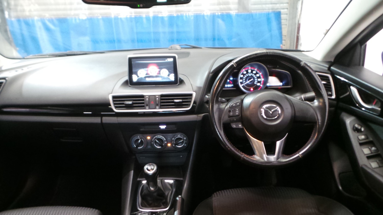 Used Mazda Mazda3 2015 for sale - 76207164: Photo 3