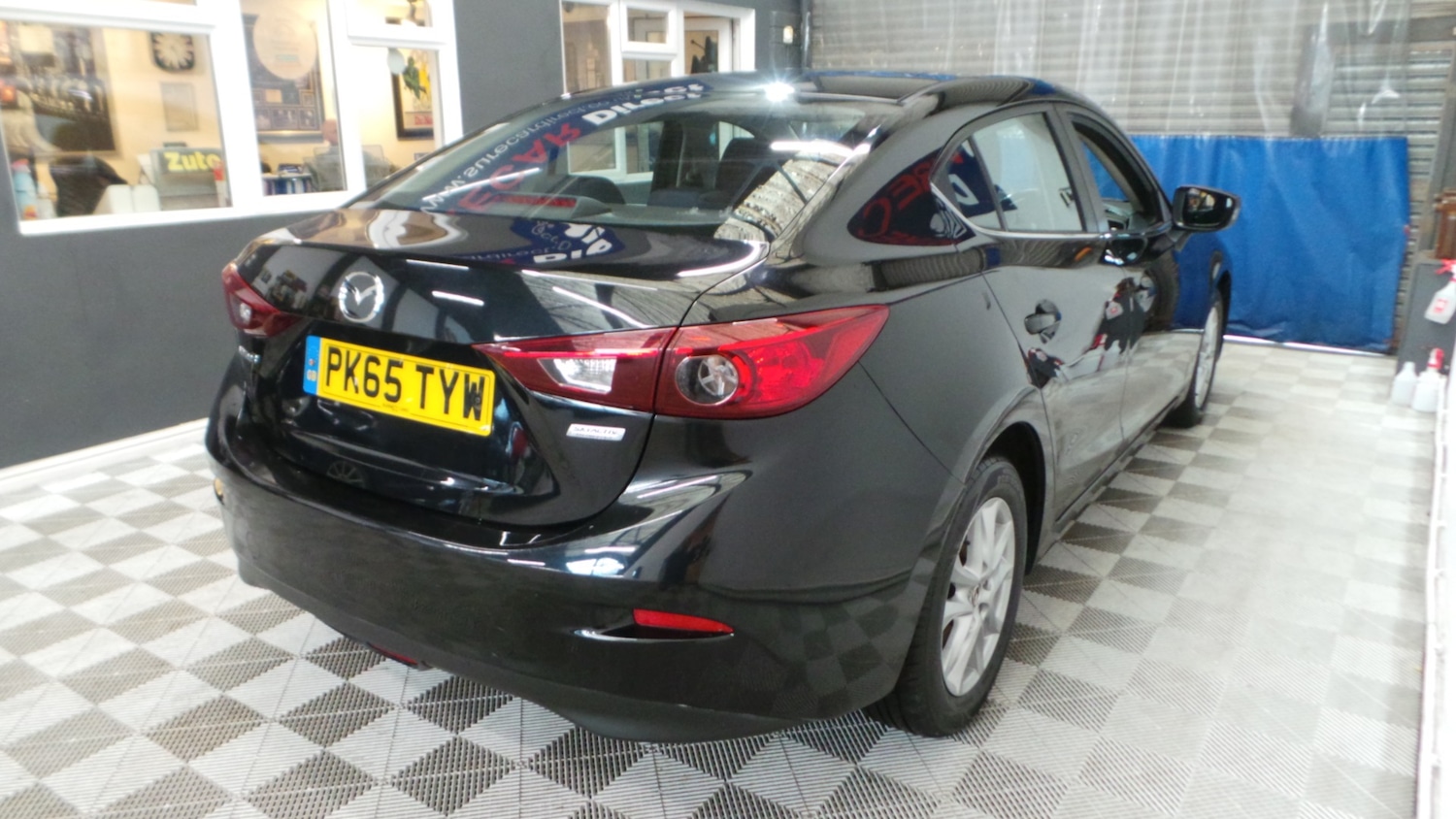 Used Mazda Mazda3 2015 for sale - 76207164: Photo 4