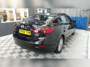 Used Mazda Mazda3 2015 for sale - 76207164: Photo 4