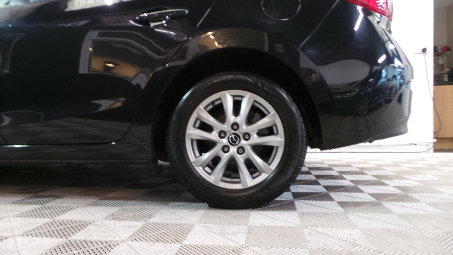 Used Mazda Mazda3 2015 for sale - 76207164: Photo 8