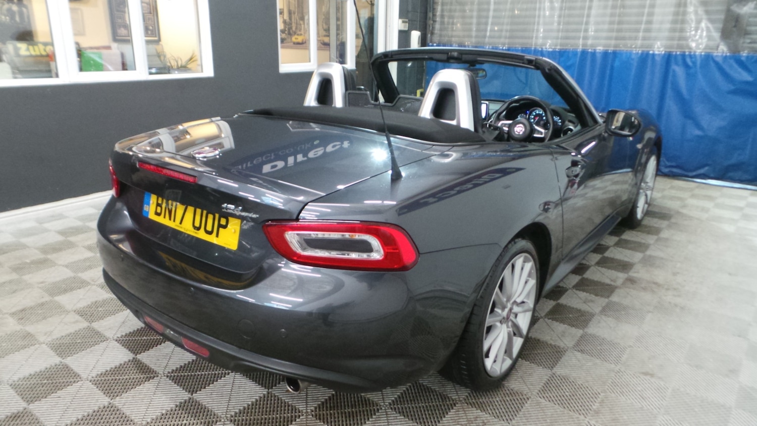 Used Fiat 124 Spider 2017 for sale - 77616895: Photo 13