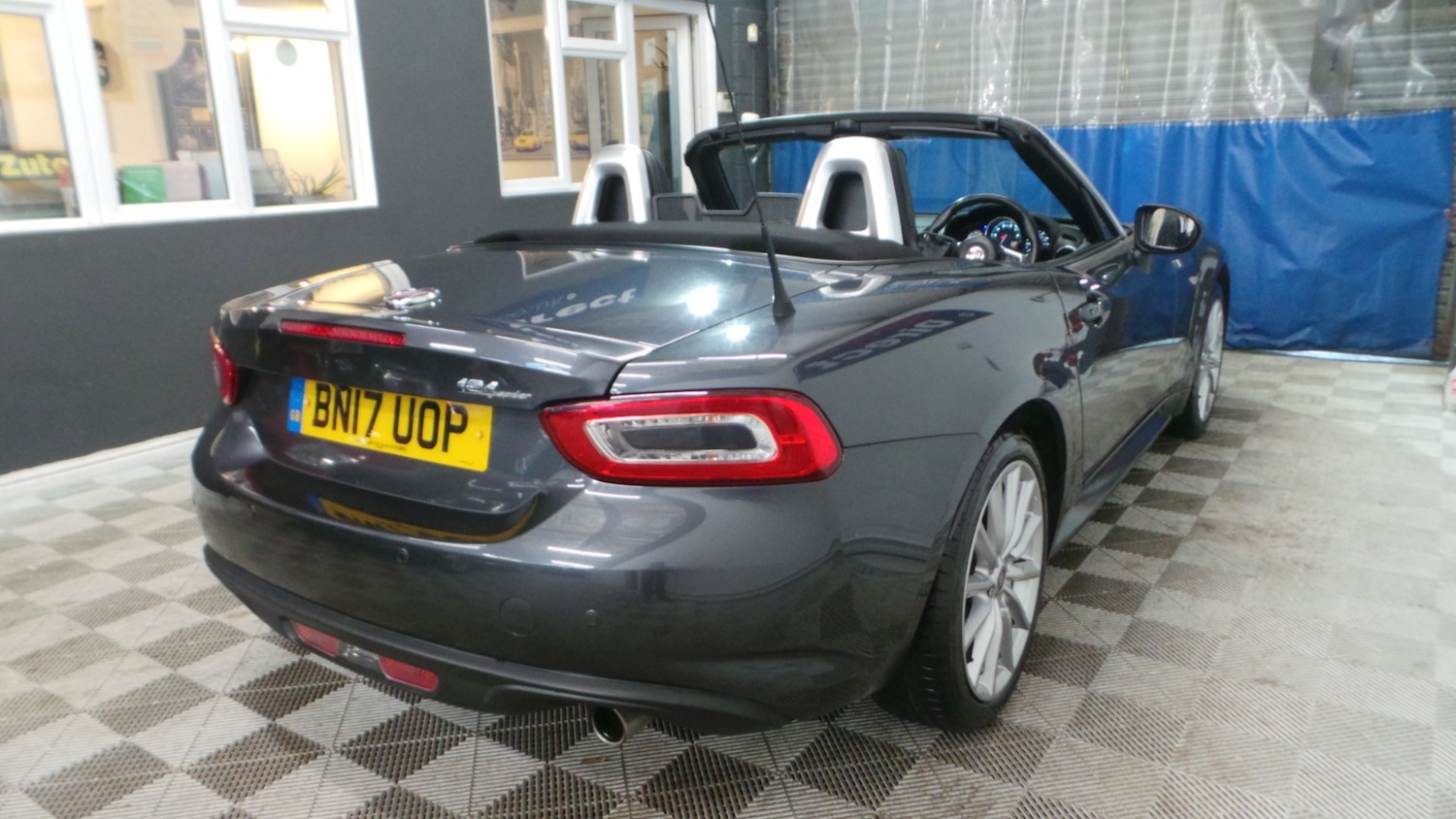 Used Fiat 124 Spider 2017 for sale - 77616895: Photo 4