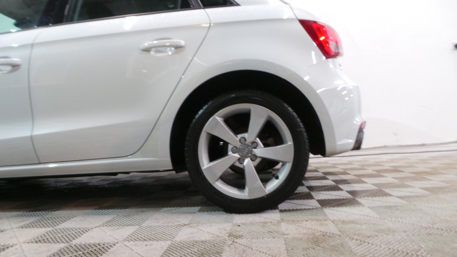 Used Audi A1 2018 for sale - 77462076: Photo 6