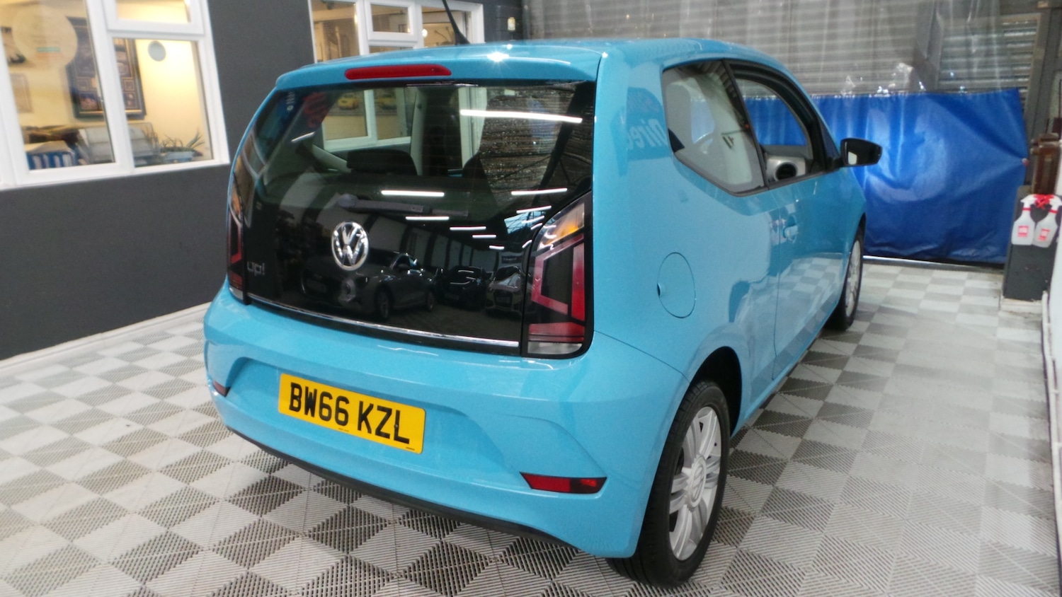 Used Volkswagen up! 2016 for sale - 76533658: Photo 12