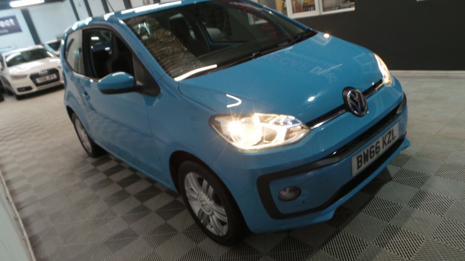 Used Volkswagen up! 2016 for sale - 76533658: Photo 30