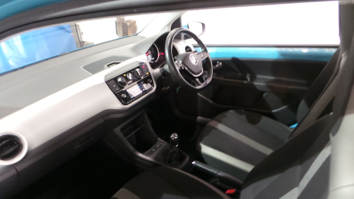 Used Volkswagen up! 2016 for sale - 76533658: Photo 34