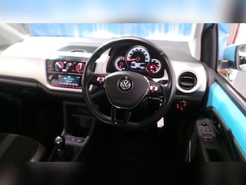Used Volkswagen up! 2016 for sale - 76533658: Photo