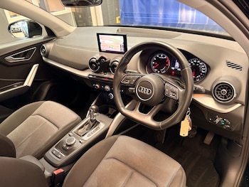 Used Audi Q2 2017 for sale - 78894387: Photo