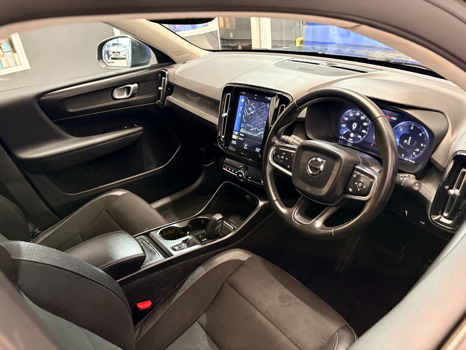 Used Volvo XC40 2019 for sale - 78091738: Photo 25