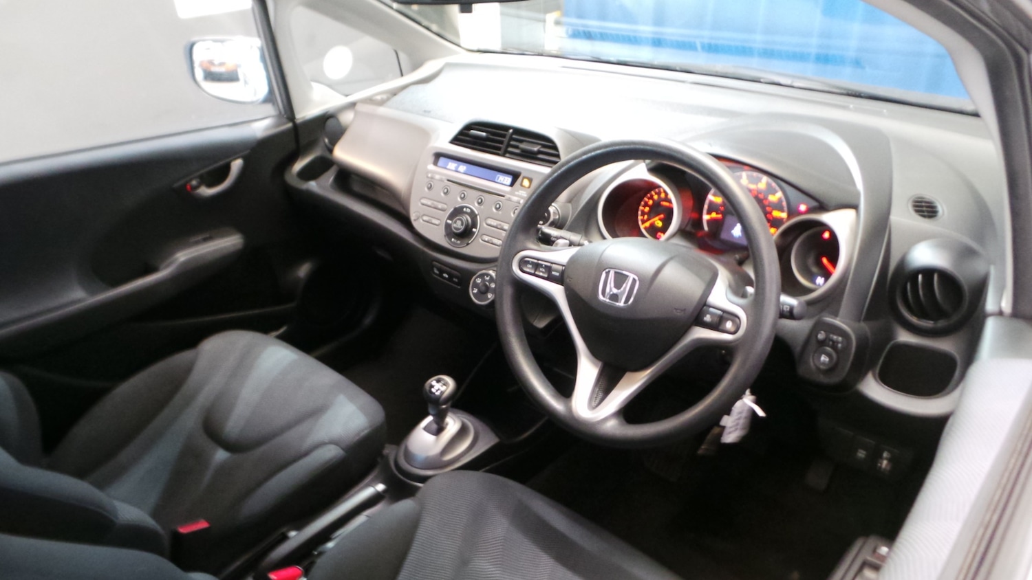Used Honda Jazz 2009 for sale - 77833329: Photo 4