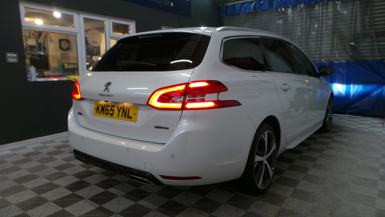 Used Peugeot 308 2015 for sale - 77034004: Photo 13
