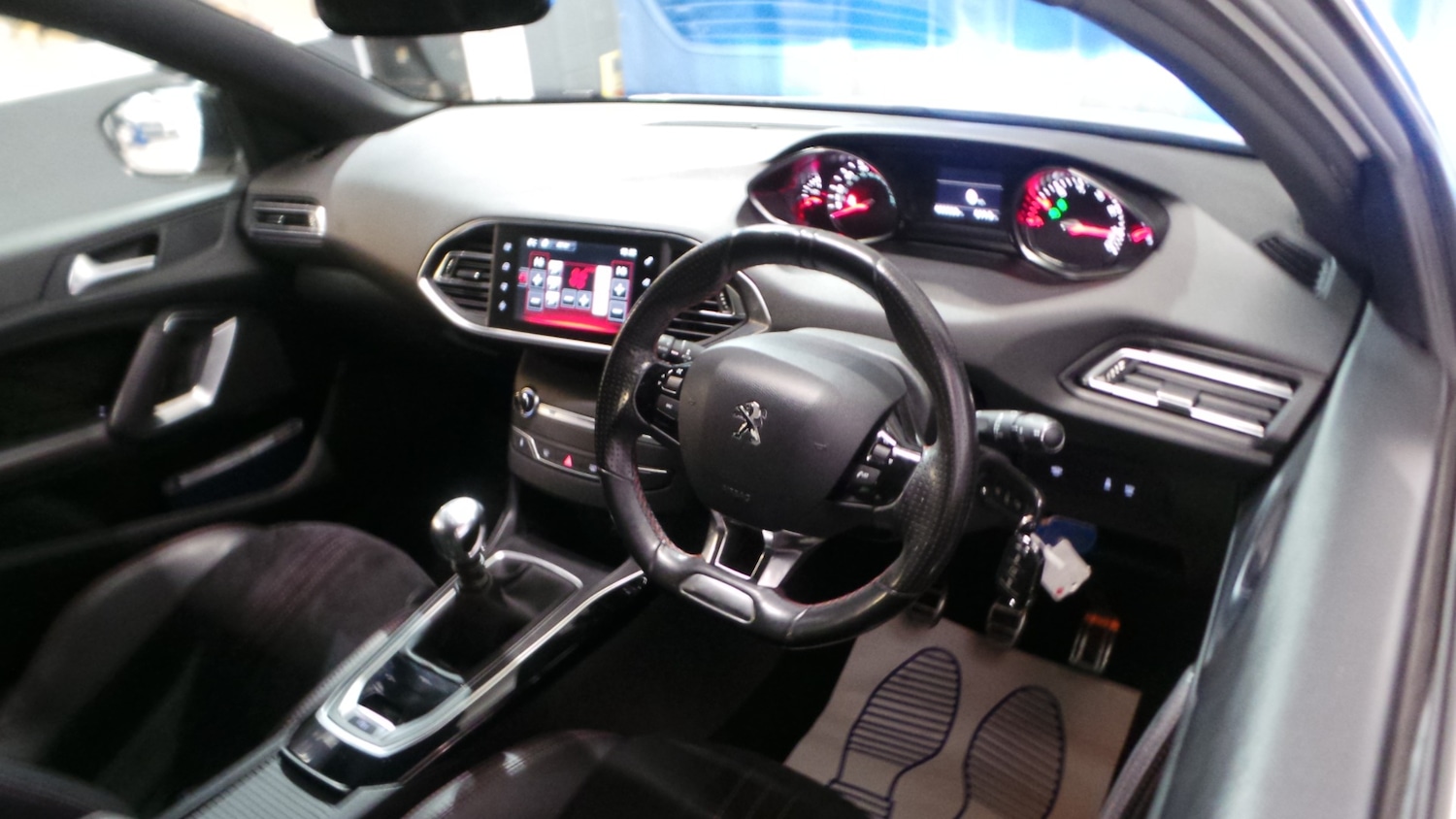 Used Peugeot 308 2015 for sale - 77034004: Photo 22