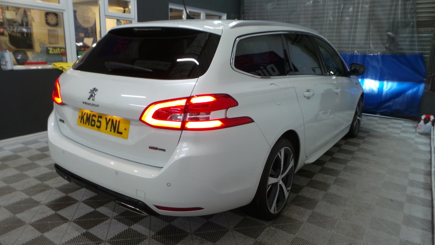Used Peugeot 308 2015 for sale - 77034004: Photo 3