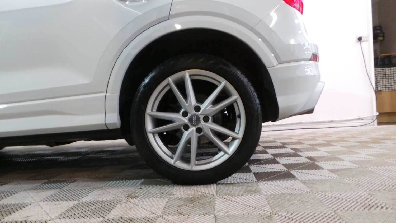 Used Audi Q2 2017 for sale - 77475055: Photo 6