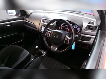 Used Suzuki Swift 2016 for sale - 77568729: Photo