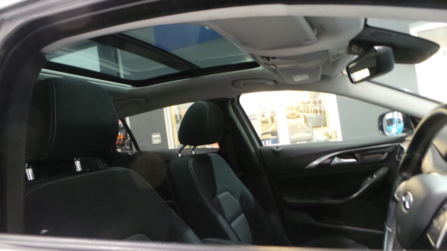 Used Infiniti Q30 2018 for sale - 76568146: Photo 11