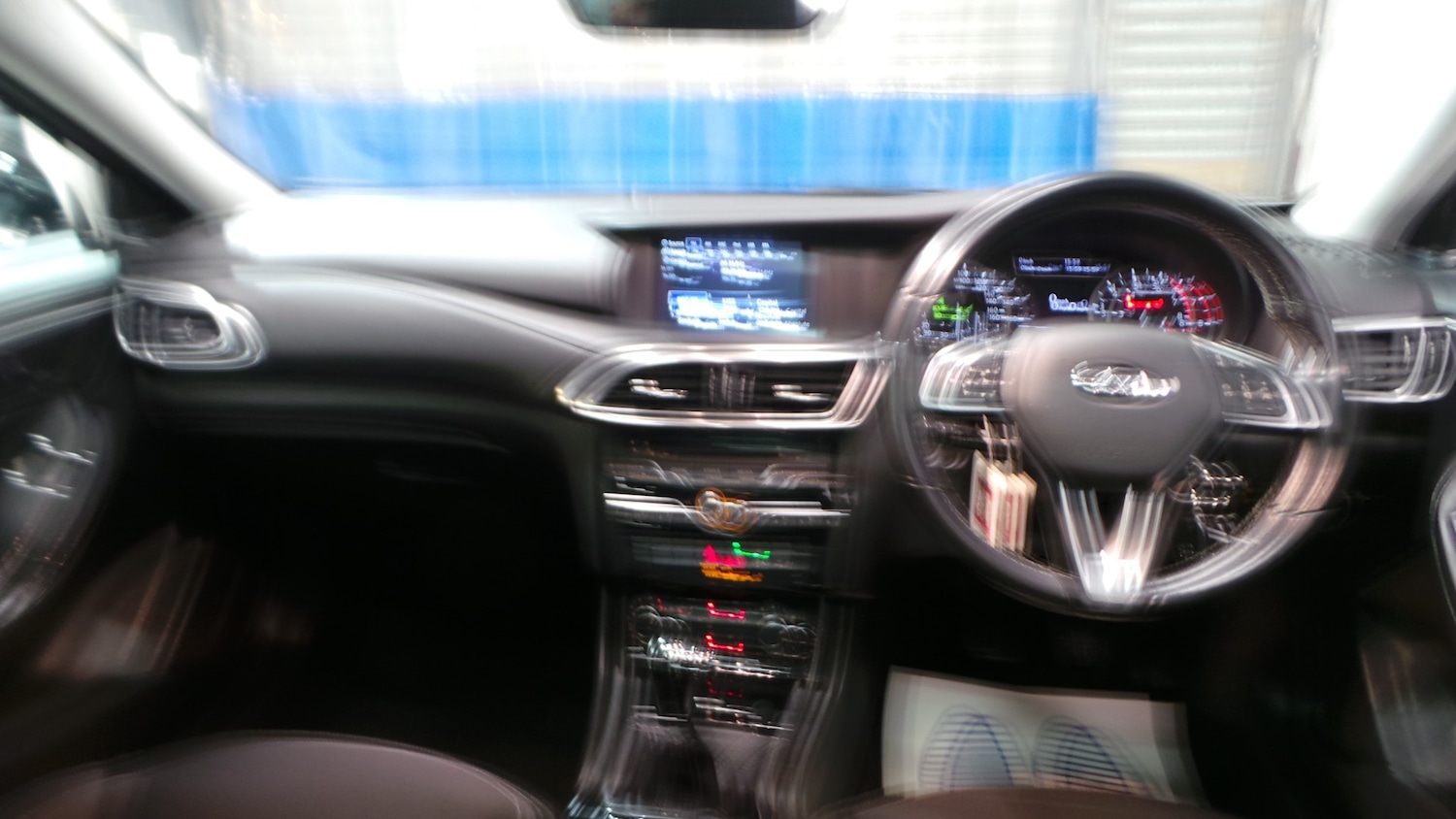 Used Infiniti Q30 2018 for sale - 76568146: Photo 29