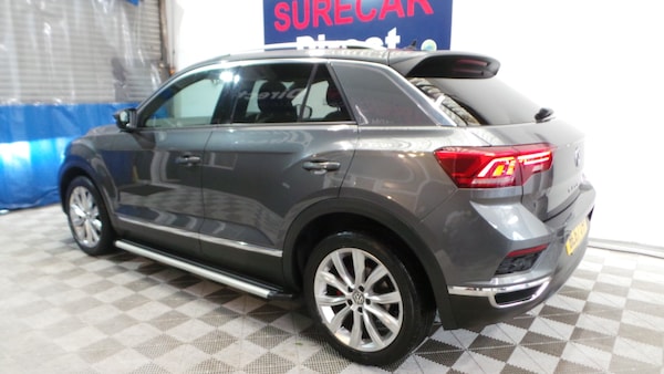 Used Volkswagen T-Roc 2018 for sale - 76243359: Photo 2