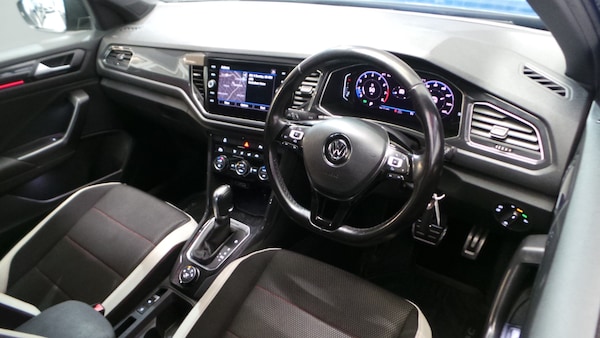 Used Volkswagen T-Roc 2018 for sale - 76243359: Photo 3