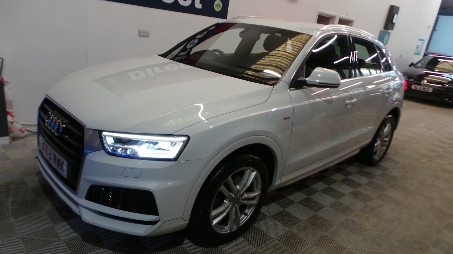 Used Audi Q3 2018 for sale - 77918227: Photo 11