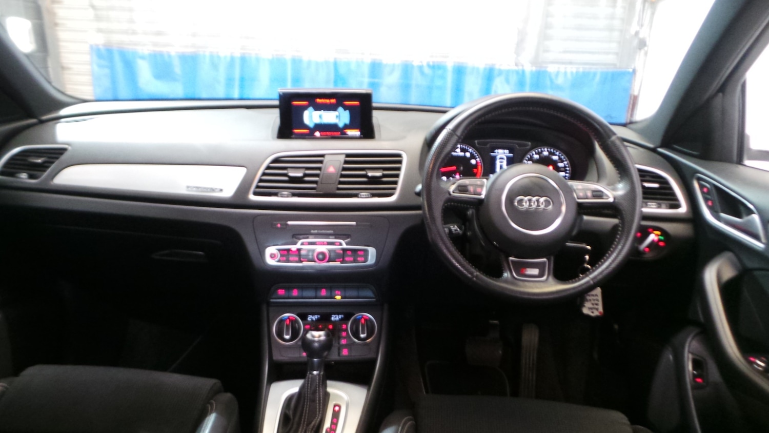Used Audi Q3 2018 for sale - 77918227: Photo 30