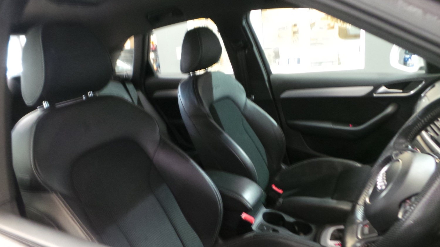 Used Audi Q3 2018 for sale - 77918227: Photo 32