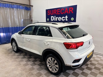 Used Volkswagen T-Roc 2018 for sale - 79196217: Photo