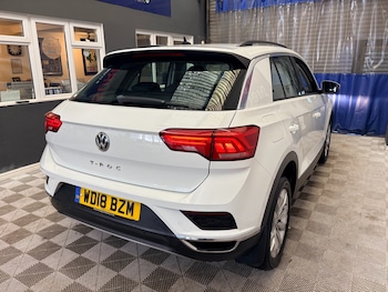 Used Volkswagen T-Roc 2018 for sale - 79196217: Photo