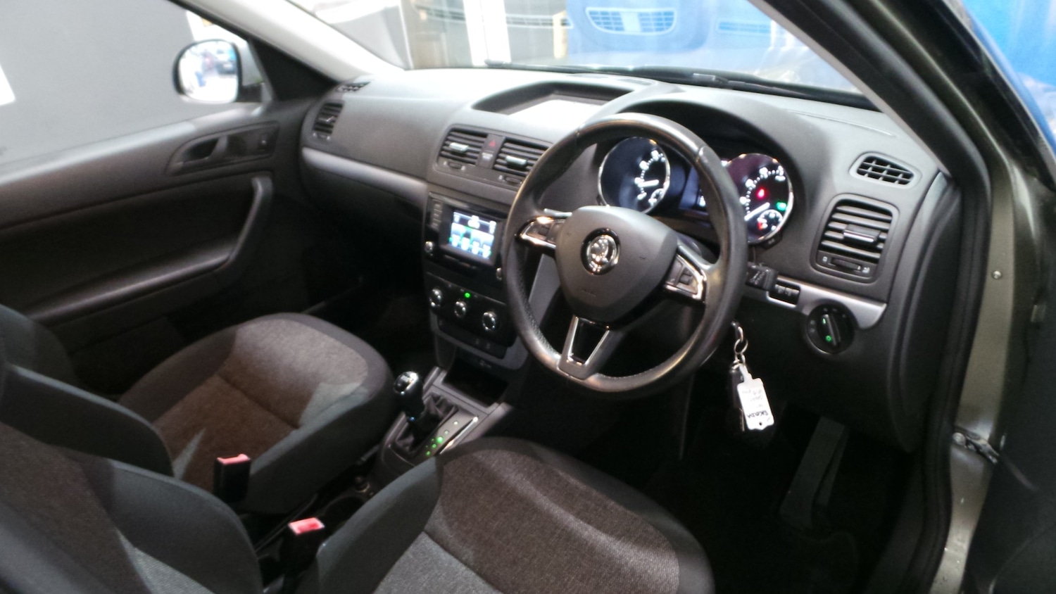 Used Skoda Yeti 2015 for sale - 77324009: Photo 32