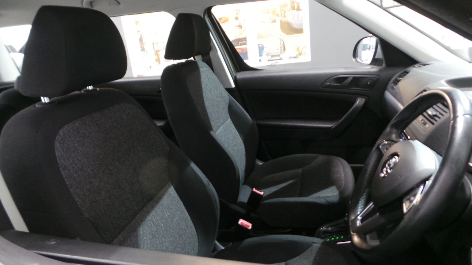 Used Skoda Yeti 2015 for sale - 77324009: Photo 36