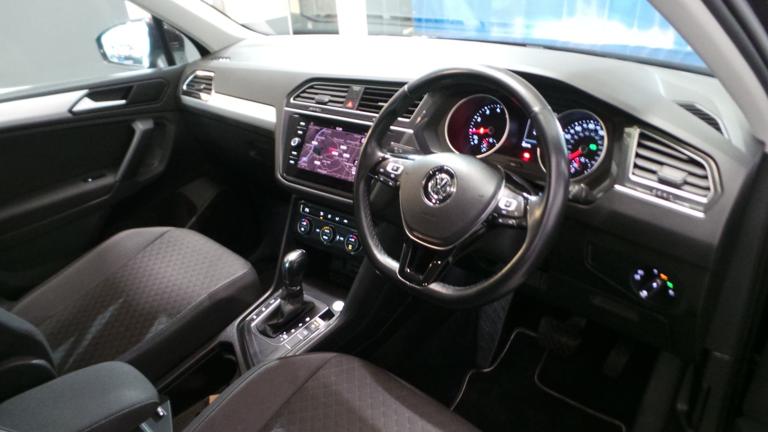 Used Volkswagen Tiguan 2019 for sale - 77297959: Photo 27