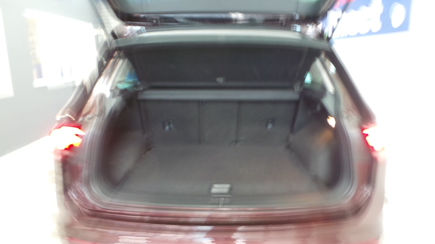 Used Volkswagen Tiguan 2019 for sale - 77297959: Photo 30