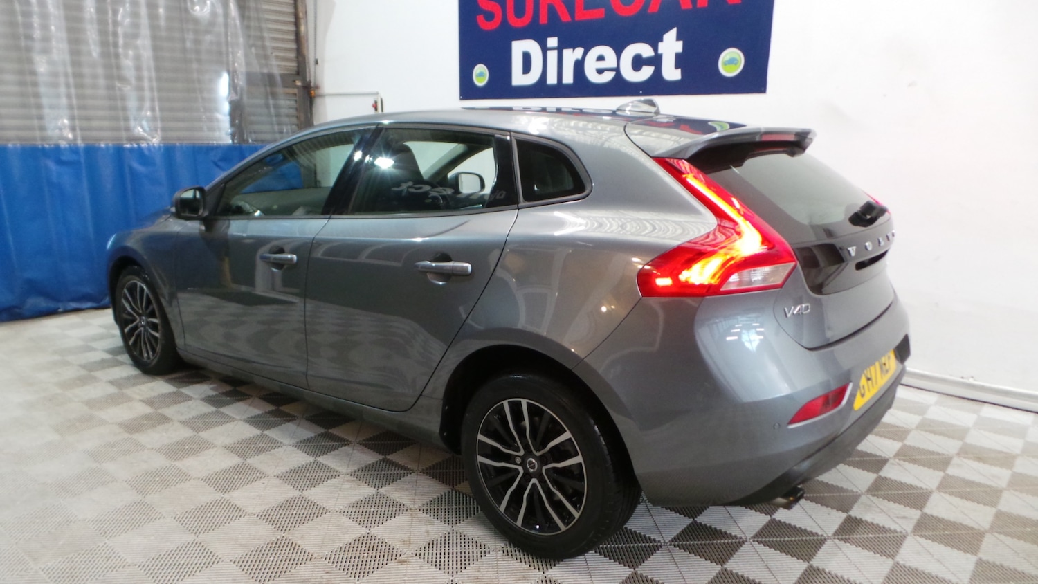 Used Volvo V40 2017 for sale - 76412435: Photo 11