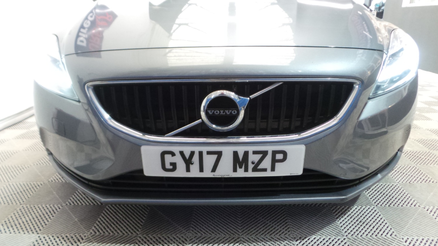 Used Volvo V40 2017 for sale - 76412435: Photo 14