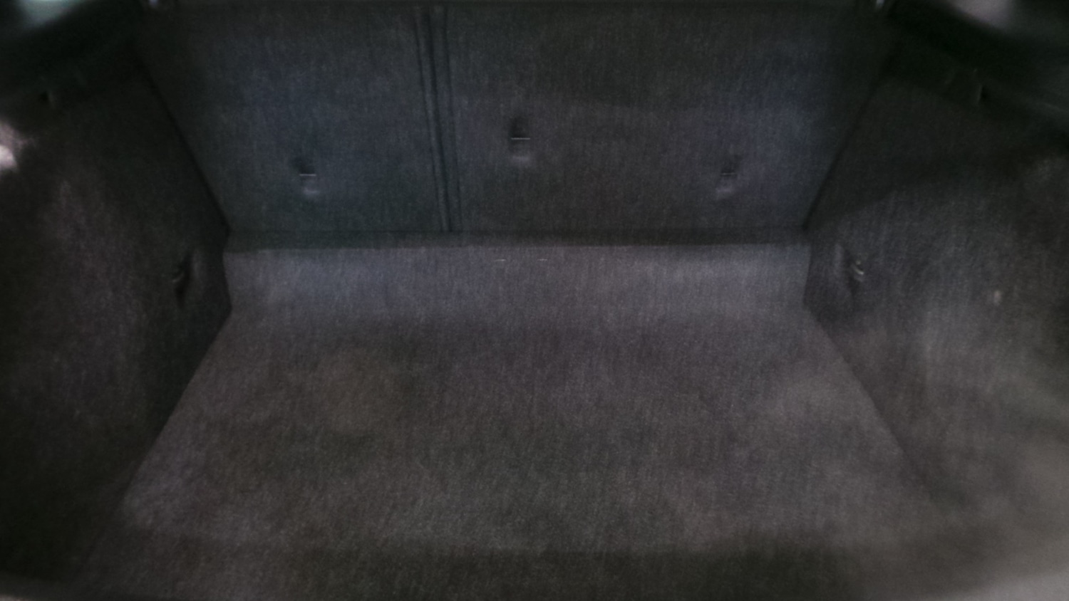 Used Volvo V40 2017 for sale - 76412435: Photo 18