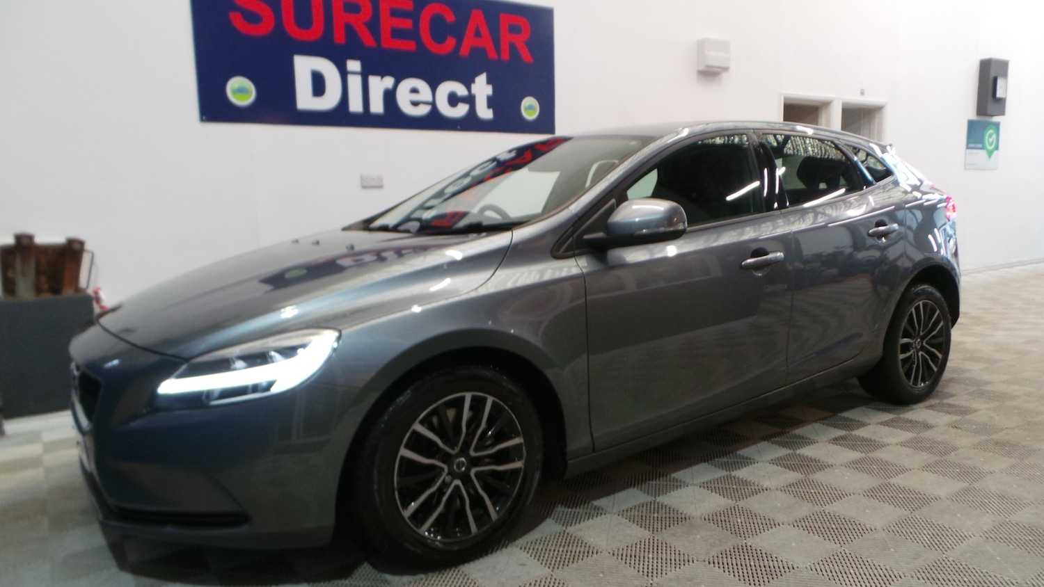 Used Volvo V40 2017 for sale - 76412435: Photo 19