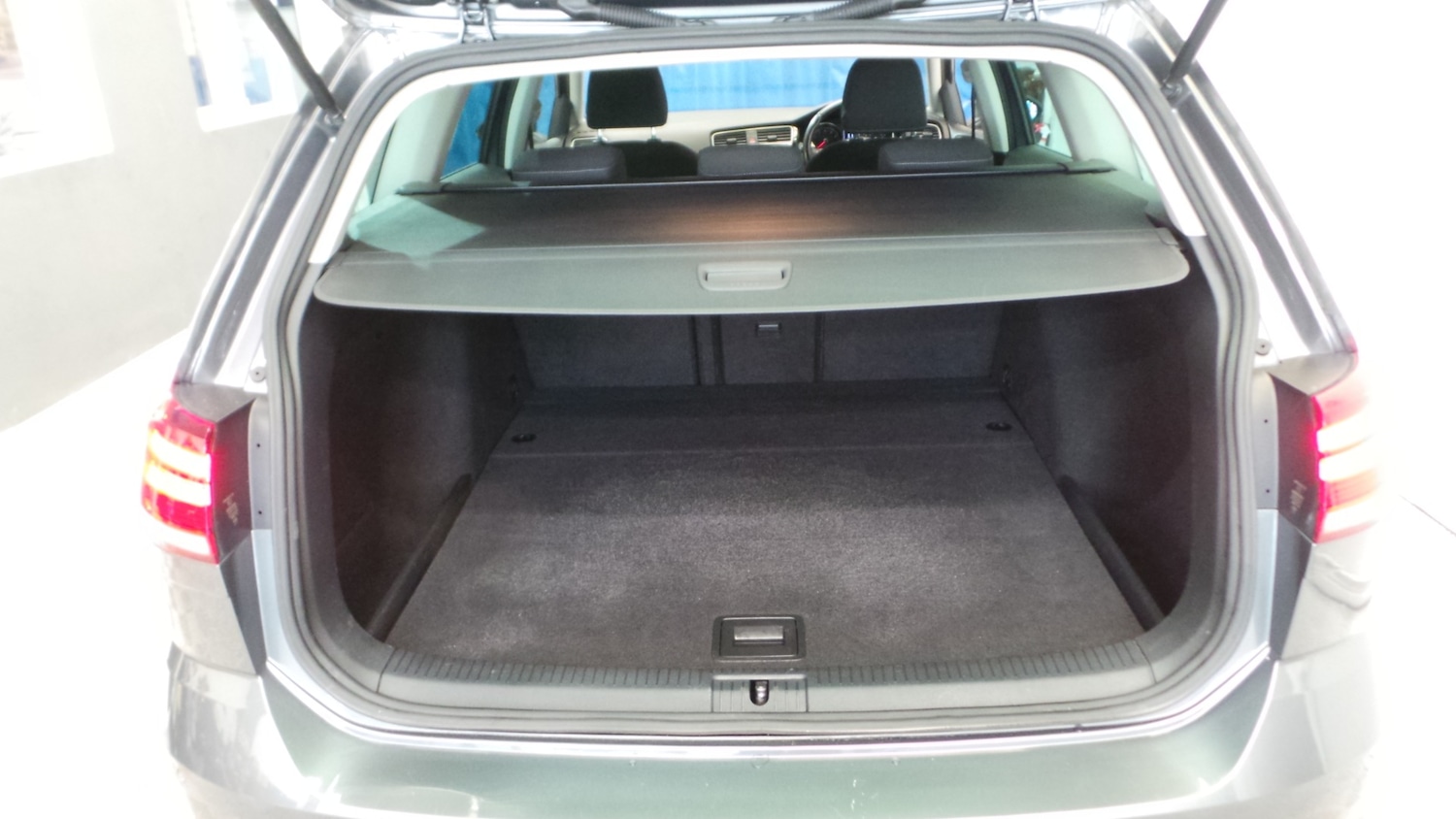 Used Volkswagen Golf 2017 for sale - 76142405: Photo 10