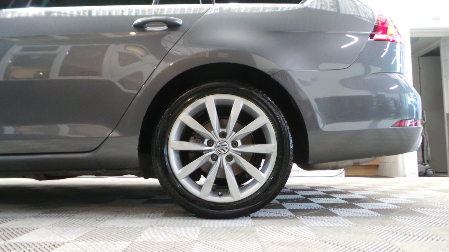 Used Volkswagen Golf 2017 for sale - 76142405: Photo 7