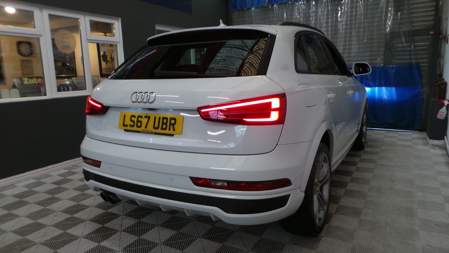 Used Audi Q3 2017 for sale - 76206249: Photo 16