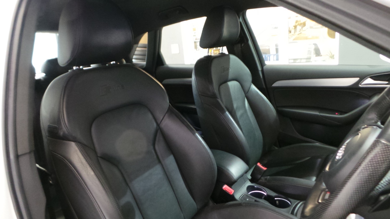 Used Audi Q3 2017 for sale - 76206249: Photo 30