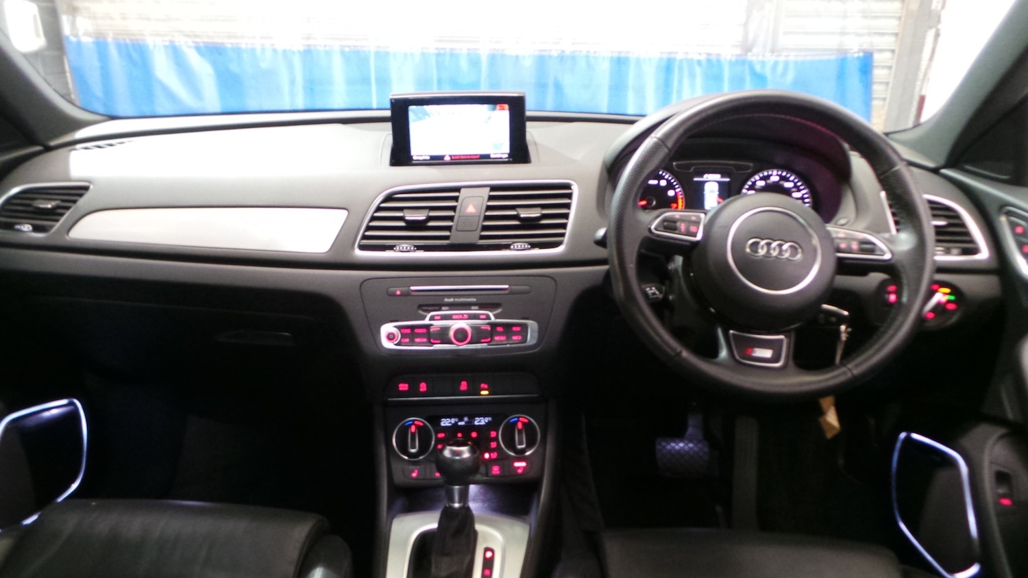 Used Audi Q3 2017 for sale - 76206249: Photo 34