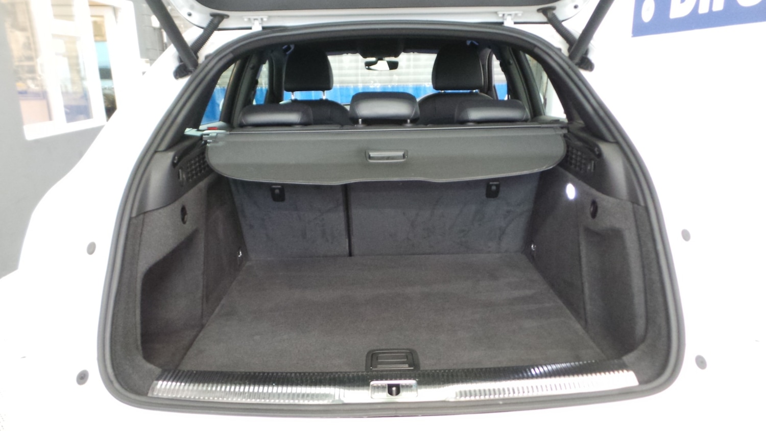 Used Audi Q3 2017 for sale - 76206249: Photo 9