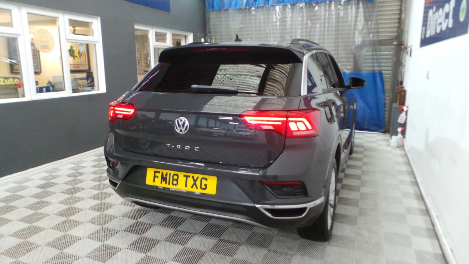 Used Volkswagen T-Roc 2018 for sale - 76222083: Photo 14