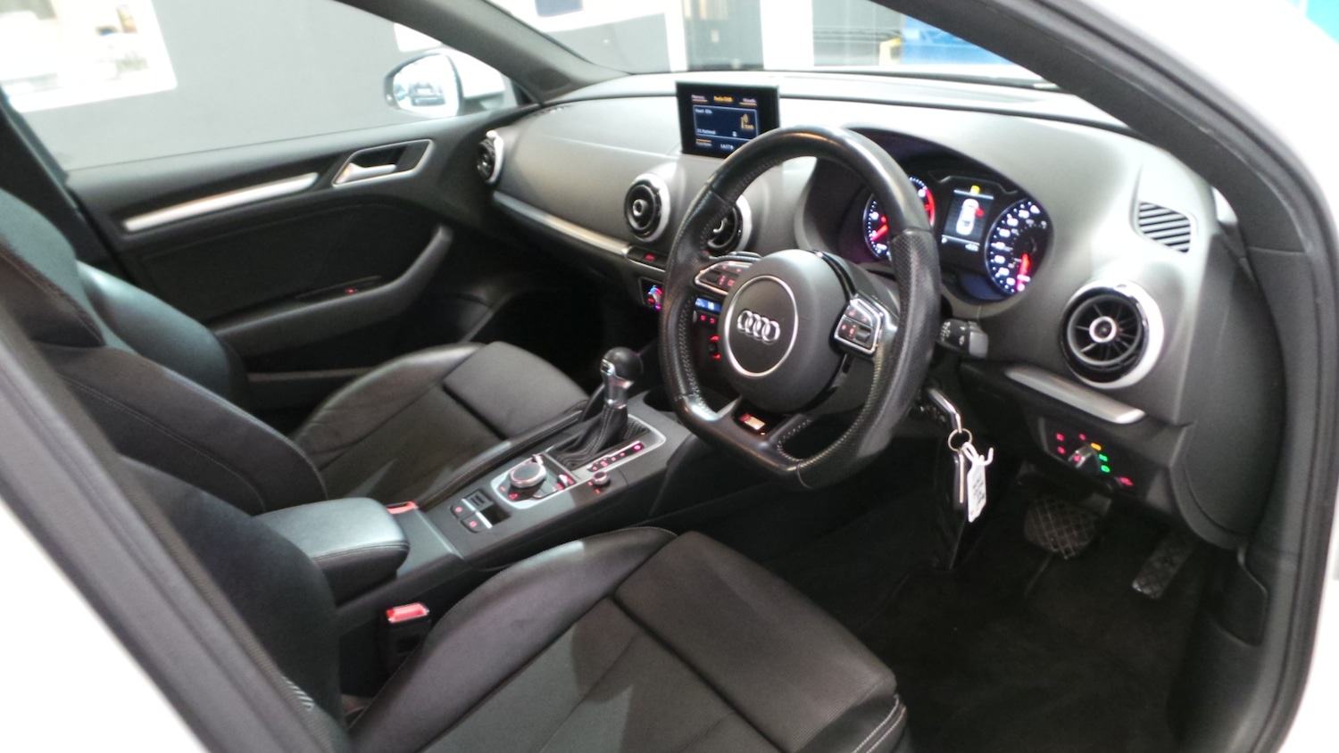Used Audi A3 2015 for sale - 76366290: Photo 24