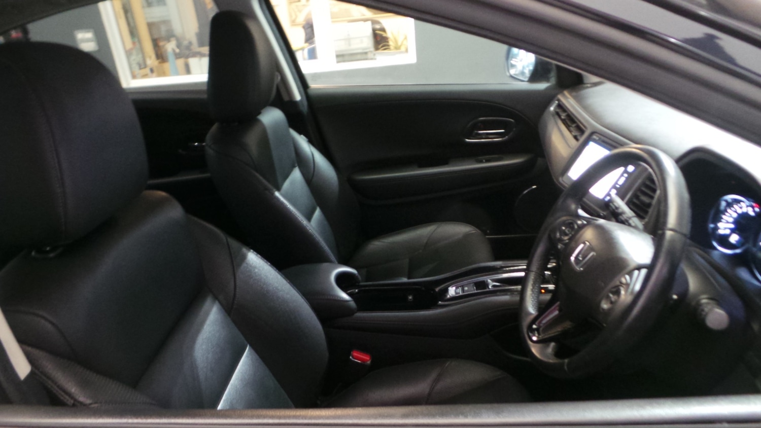 Used Honda HR-V 2016 for sale - 77663423: Photo 30