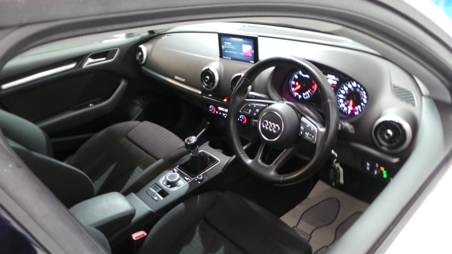 Used Audi A3 2017 for sale - 76905219: Photo 30